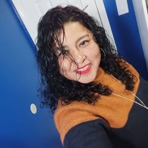 Meet your Posher, Elsy